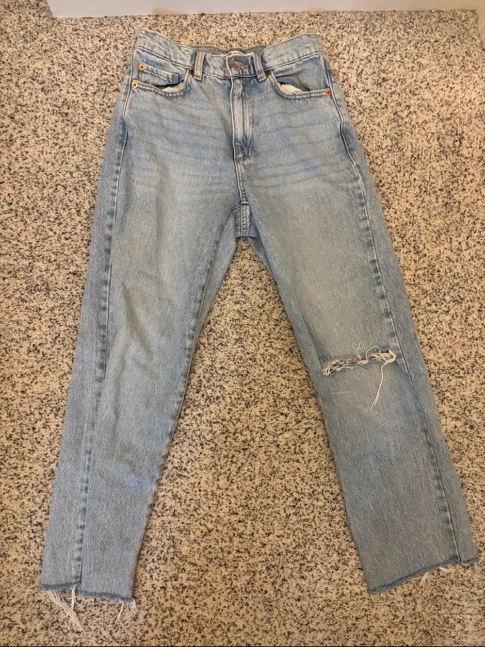 Garage Women’s Size 0 Straight Leg Light Blue Jeans